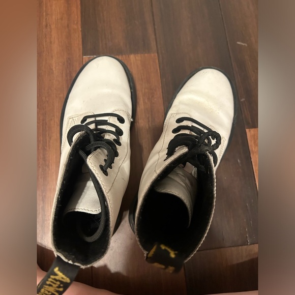 DOC MARTINS - Picture 6 of 6